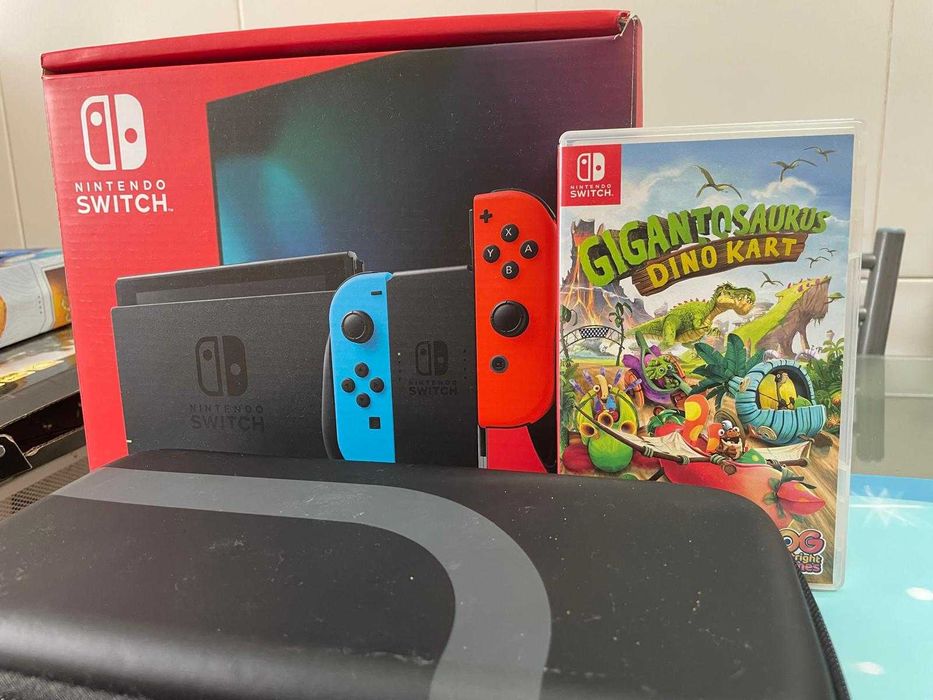 Nintendo Switch Como Nova!!! + 1 Jogo + Estojo Protetor