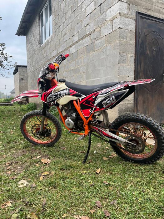 Мотоцикл Геон теракс 250