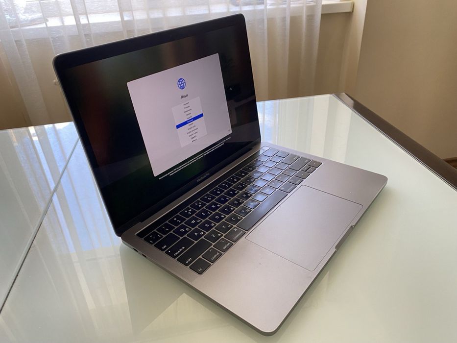 MacBook Pro 13” (2019) – ідеальний стан