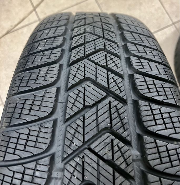 Koła Lexus RX300 450h 235/55/20 Pirelli zimowe czujniki oryginalne