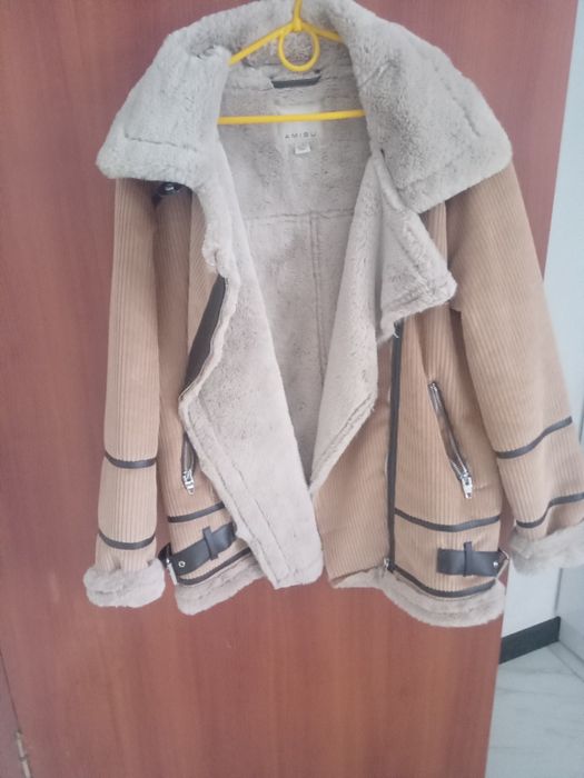 Дубленка жиноча .