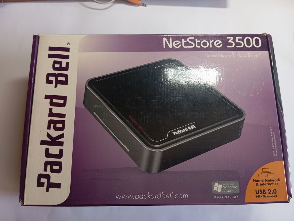 Packard Bell NetStore 3500 — сетевое хранилище (NAS)