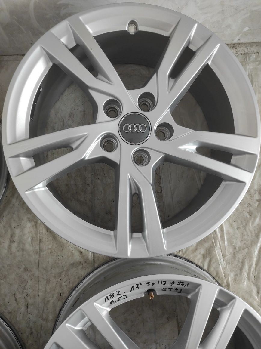 182 Felgi aluminiowe ORYGINAŁ AUDI R 17 5x112 otwór 57,1 Bardzo Ładne