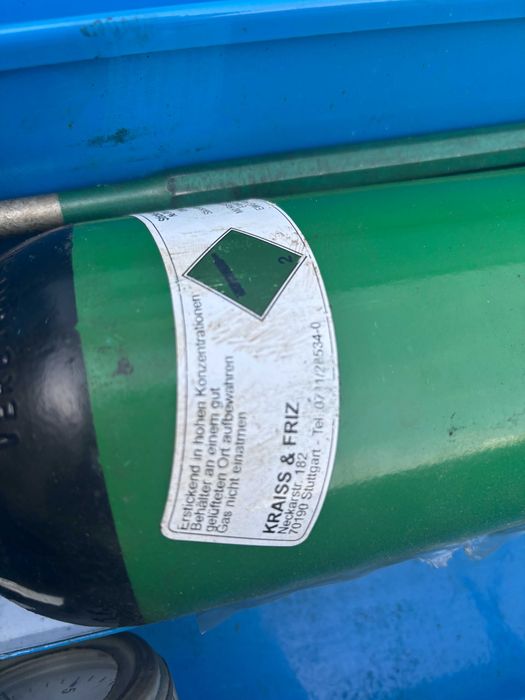 Zestaw do uzupełniania gazu w młotach hydraulicznych krupp