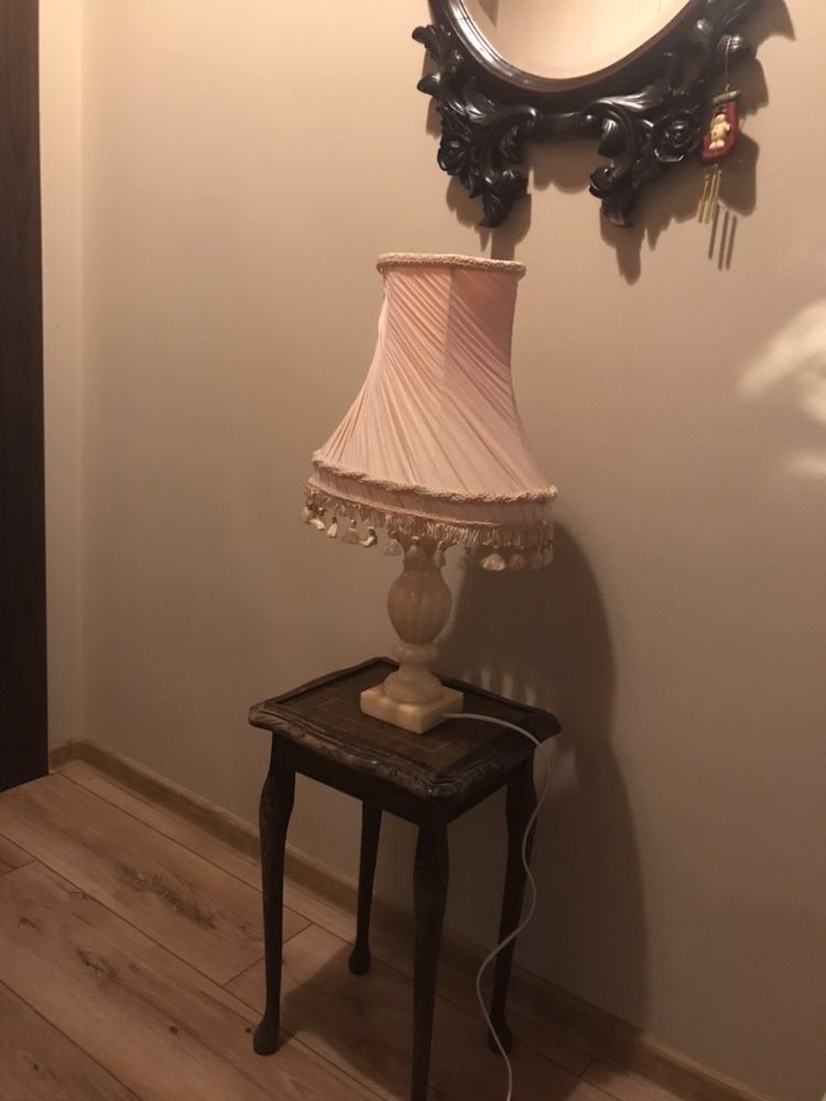 Lampa z abażurem Antyk