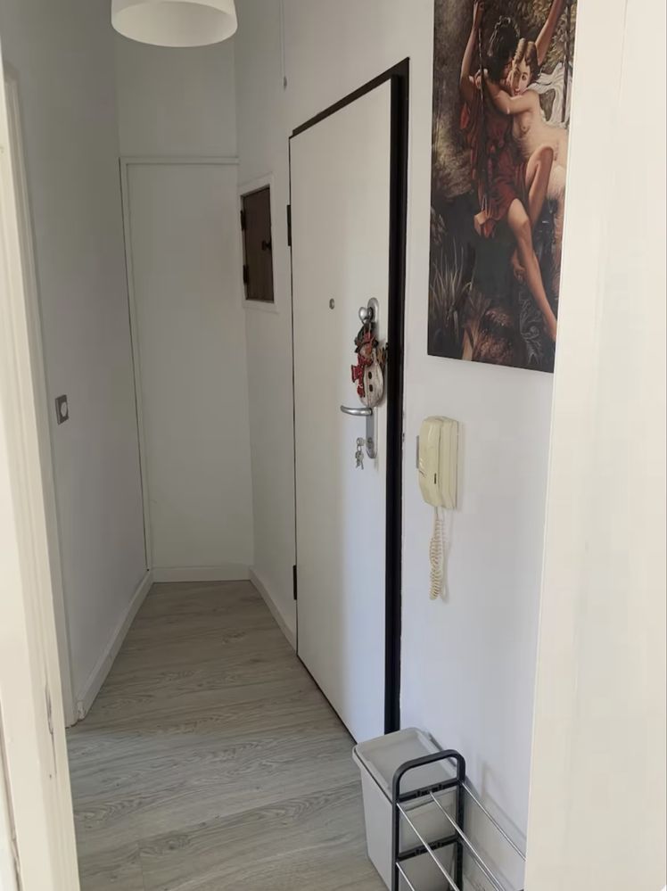 Apartamento t-0 no centro da Amadora