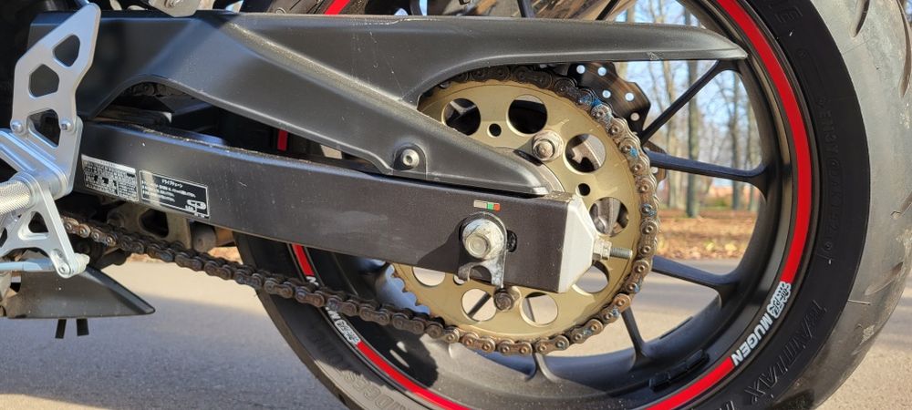 Honda CBR400R Хонда СБР