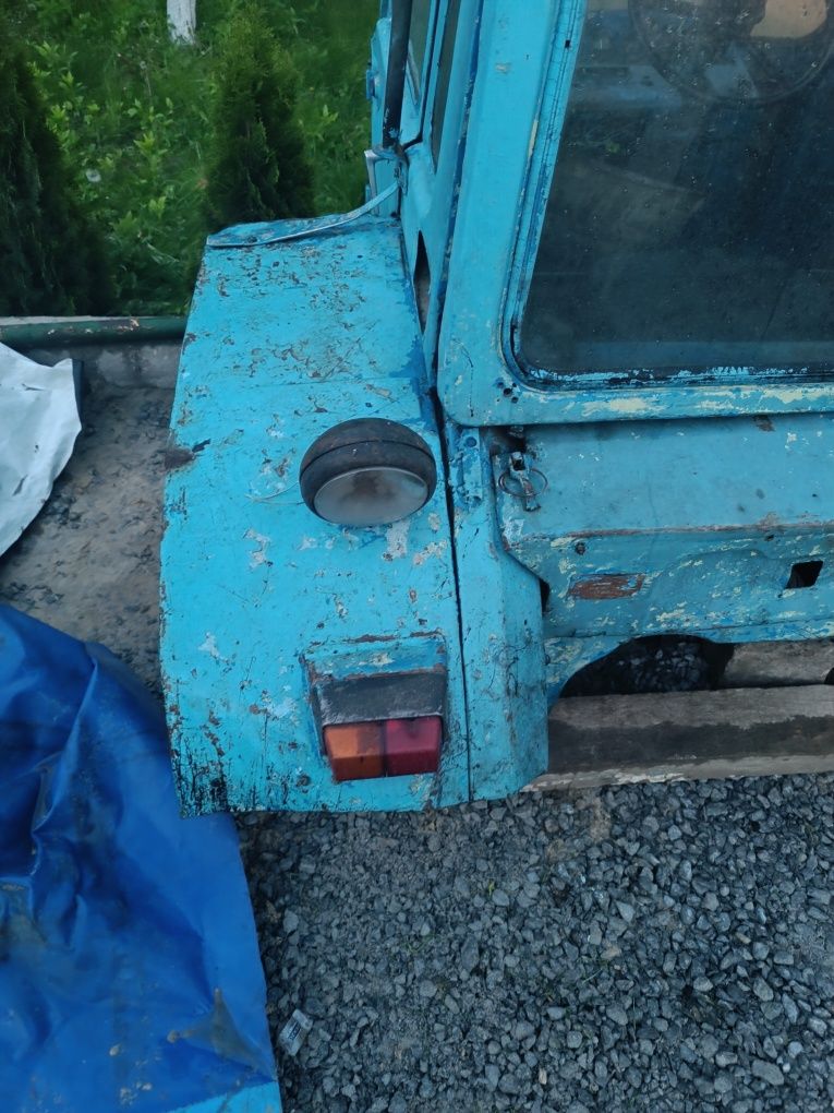Продам трактор МТЗ 80 позапчастинах.