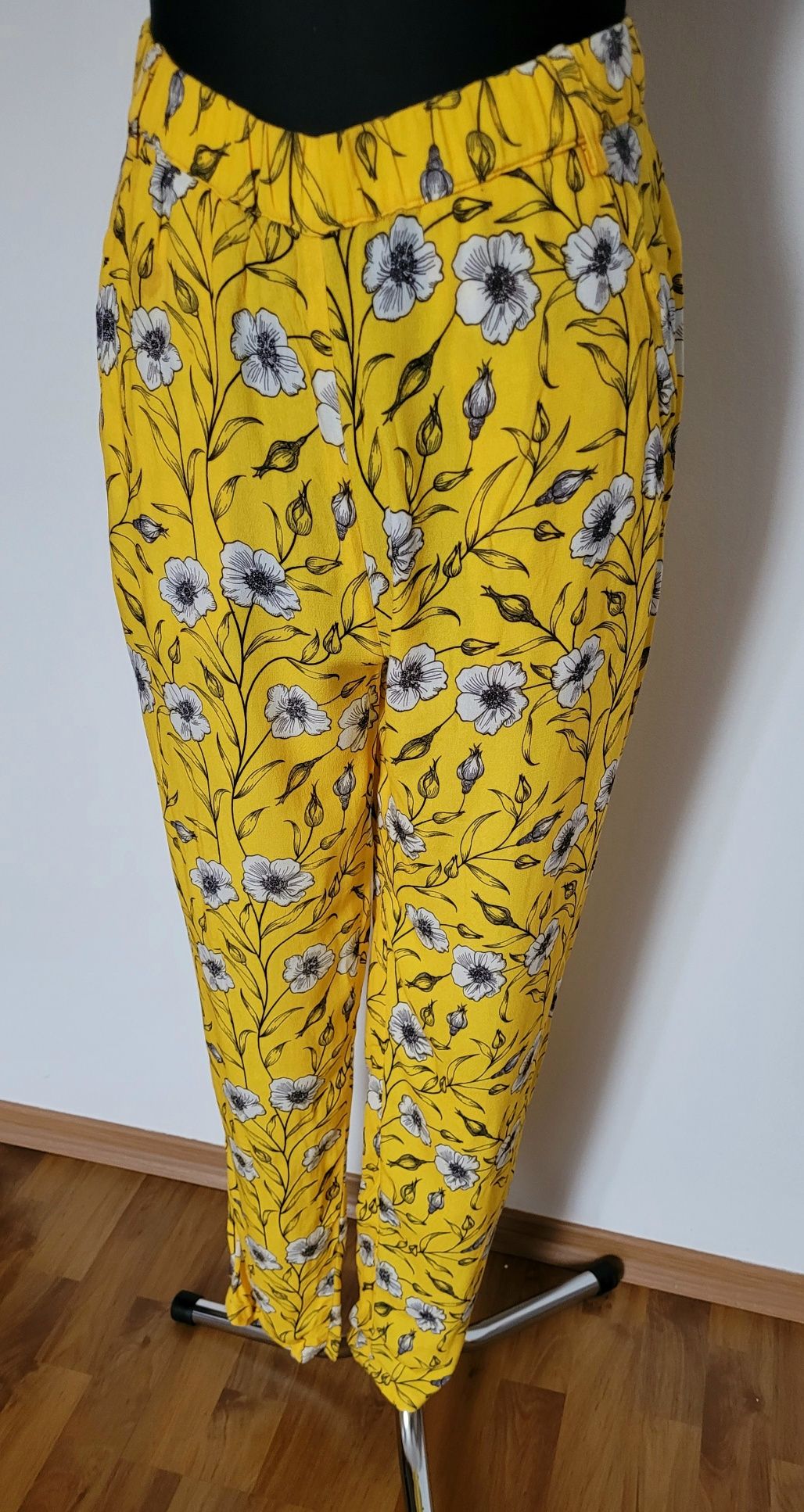 Nowe spodnie damskie flary kuloty fruwajki wysoki stan kwiatowy print