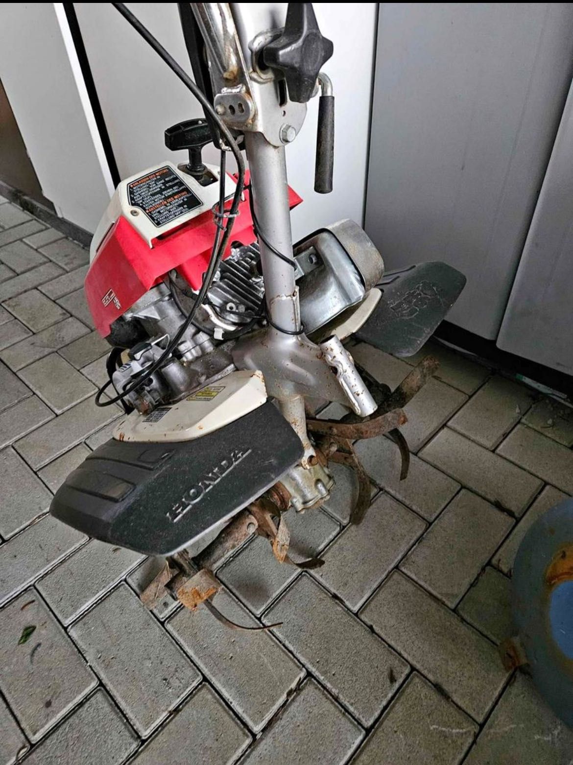 Glebogryzarka Honda F260