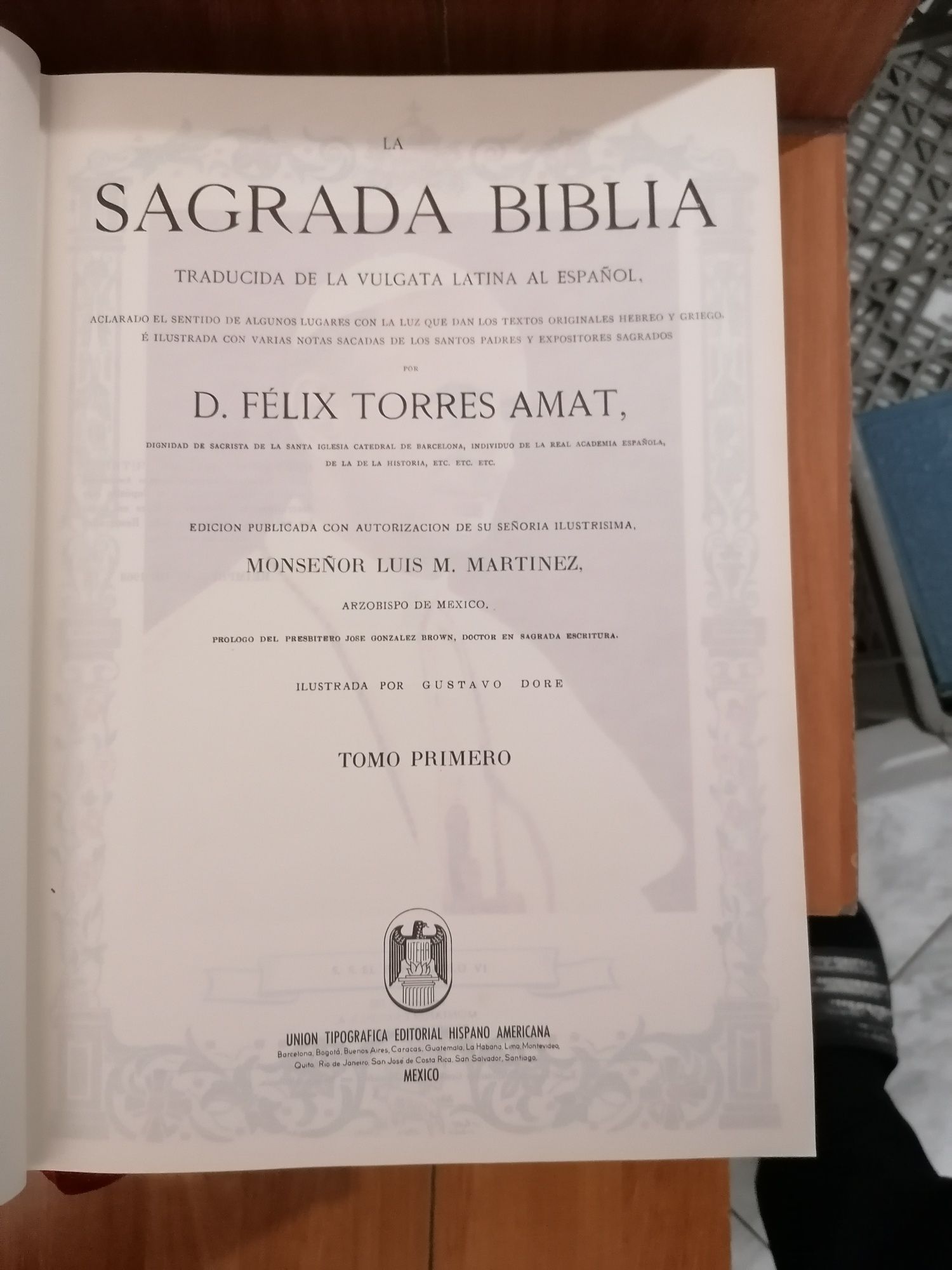 Livro a Bíblia Sagrada