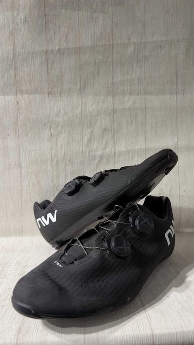 Powystawowe Buty Rowerowe Northwave  Extreme gt4 r. 45