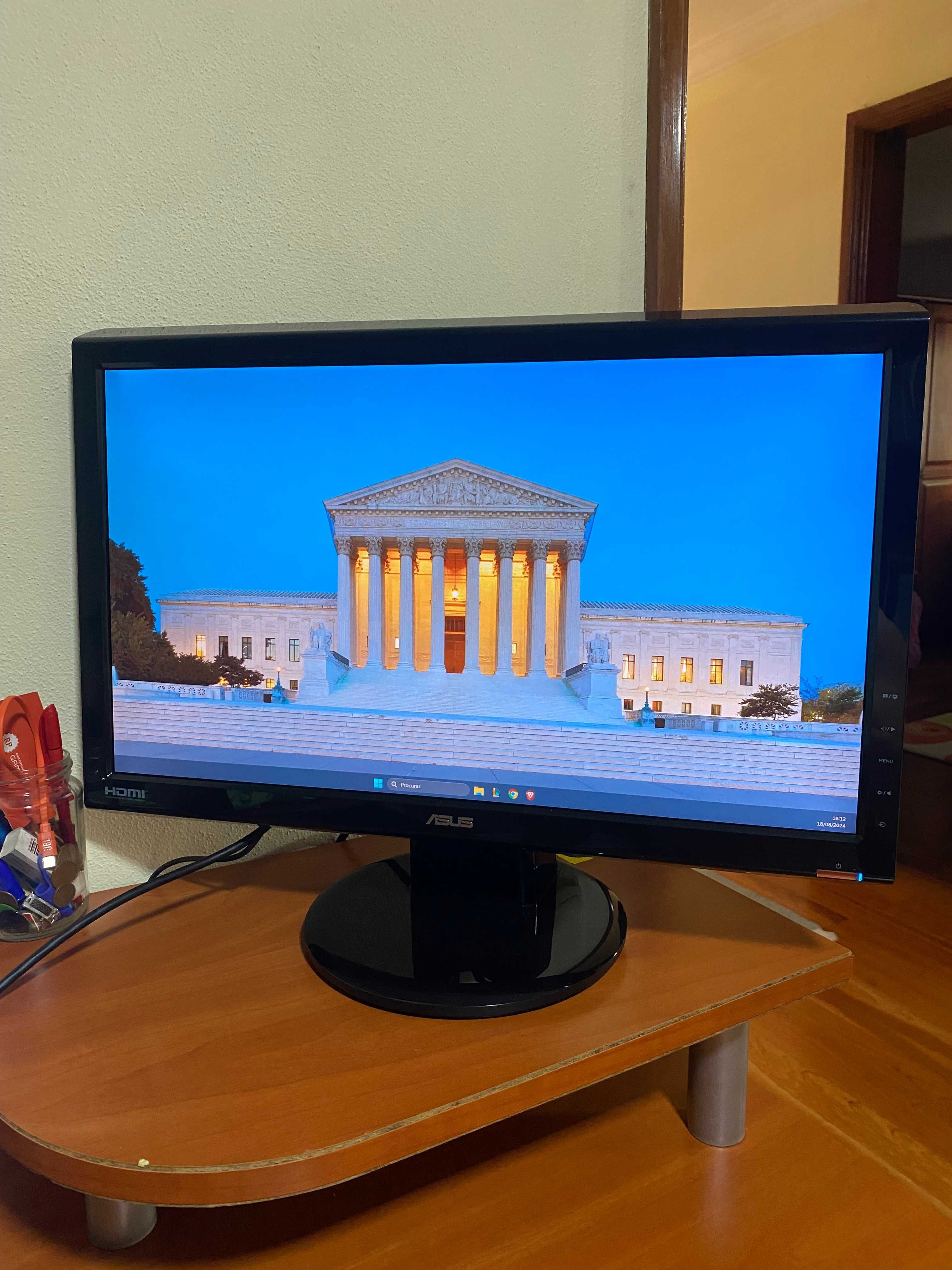 Portátil ASUS ROG GL703GE + Monitor ASUS VH226H Full HD