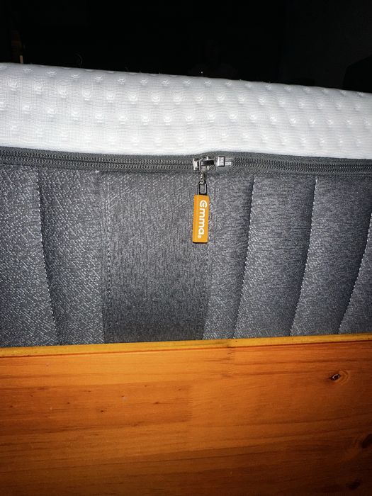 Colchão emma Hybrid ( Com fatura e Garantia)