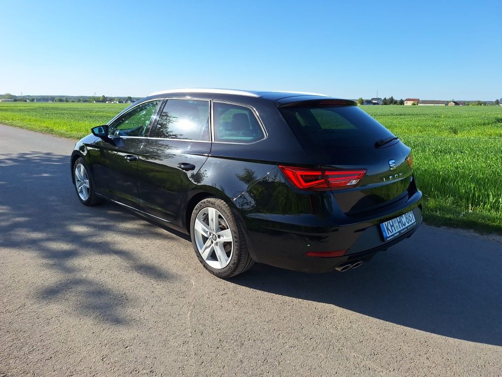 SEAT LEON FR 2.0TDI 184KM DSG Full Led Bezwypadkowy Hak