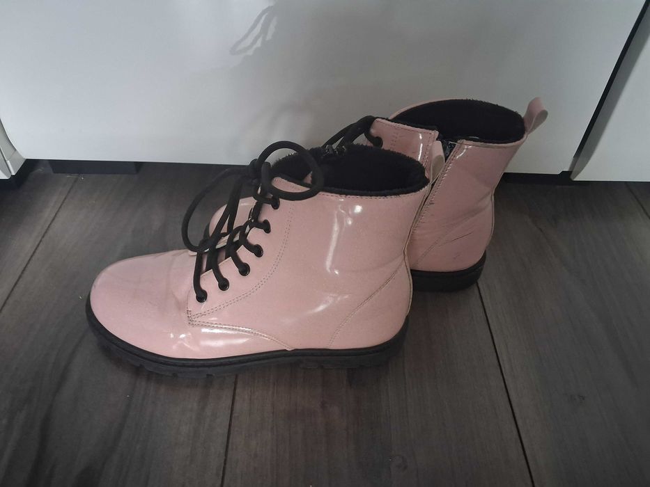 Buty dziewczęce różowe