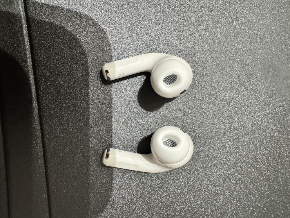 APPLE AirPods Pro 2 gen, Seria A3047 Biały (Etui z USB-C)
