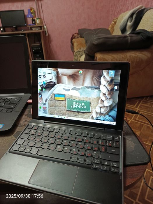 Продам планшет трансформер Lenovo