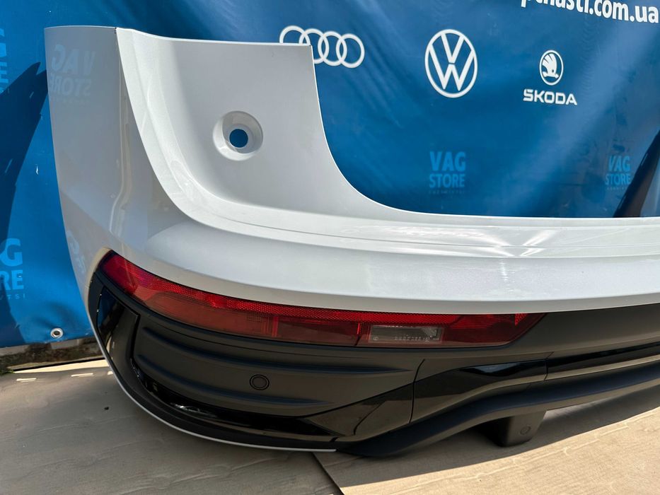 Бампер задній Audi Q5 Sportback 80F