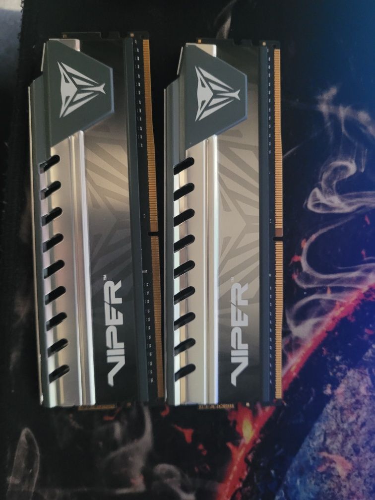 DDR 4 Patriot Viper 2666 mhz, 2 x 8Gb