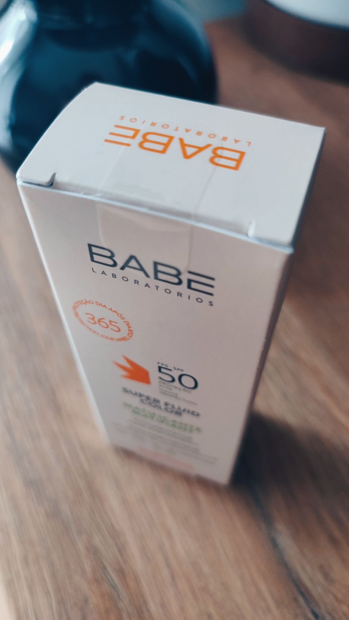 Super Fluid Color SPF50 Sunscreen Babe Labolatories