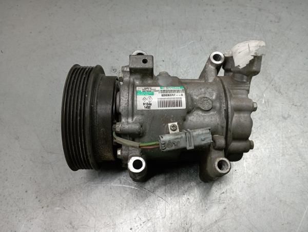 Compressor AC RENAULT Clio III (BR0/1, CR0/1)