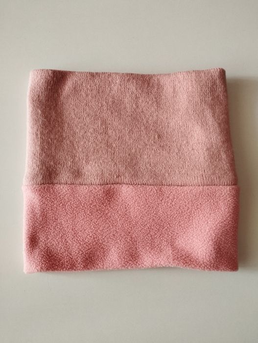 Хомут-баф на шию рожевий в'язаний,демисезонний чорний.