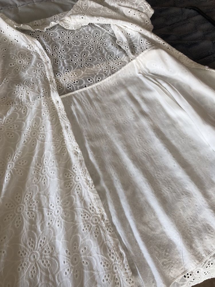 Vestido bordado inglês