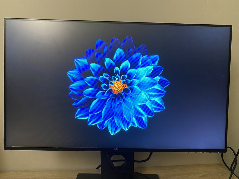 DELL Ultra Sharp 24 Monitor U2419H LCD