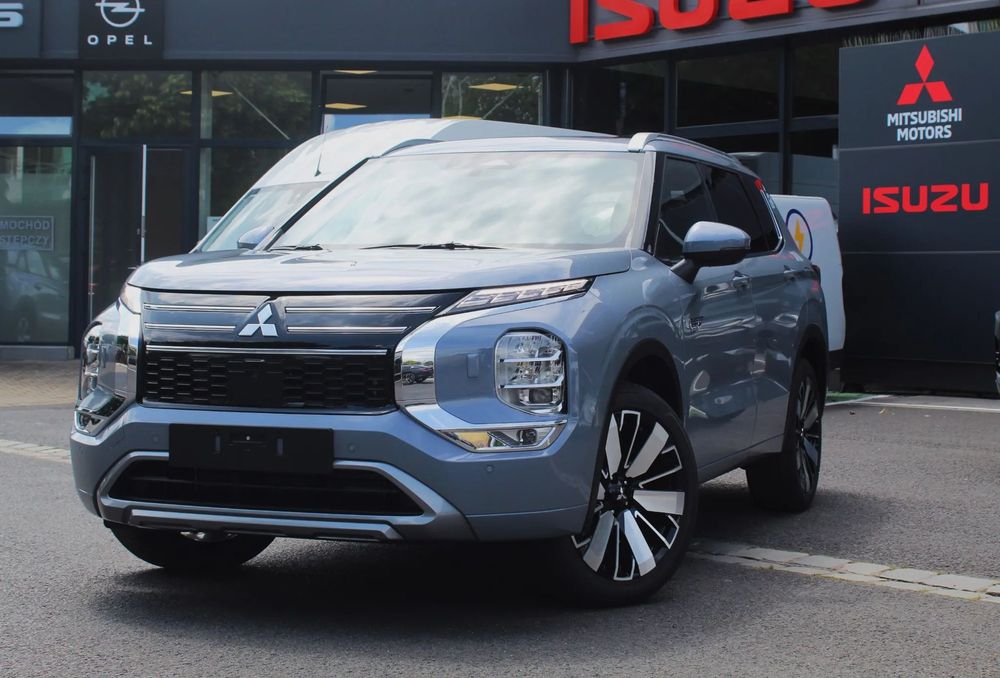 Mitsubishi Outlander Luksusowy Outlander SUV 300KM Hybryda 4x4 Skóra - Wrocław