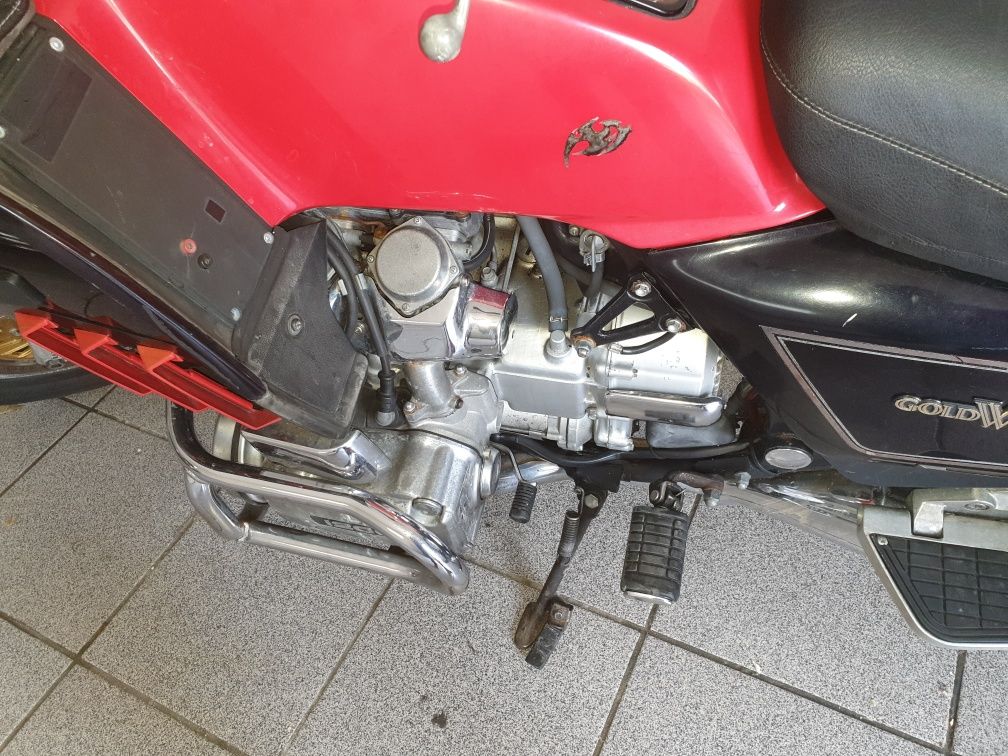 Vendo mota honda