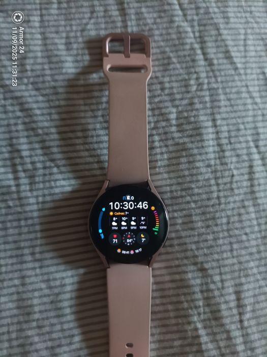 Samsung galaxy watch 5 GPS NFC wi-fi bluetooth
