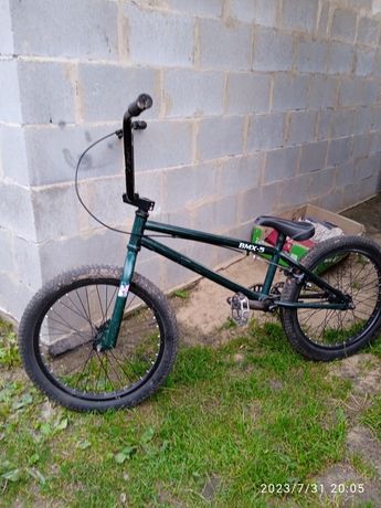 Велосипед БМХ зеленого кольору