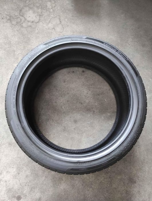 8 Pneus 225/40R19