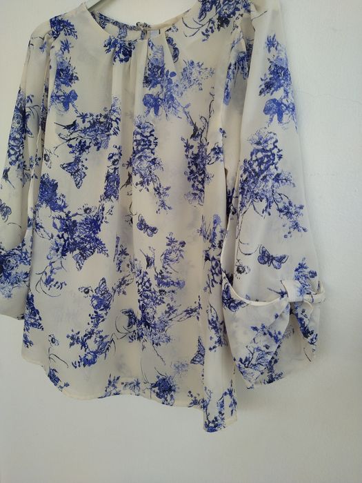 Blusa floral romântica, elegante e fluída - Boulevard - Tamanho S