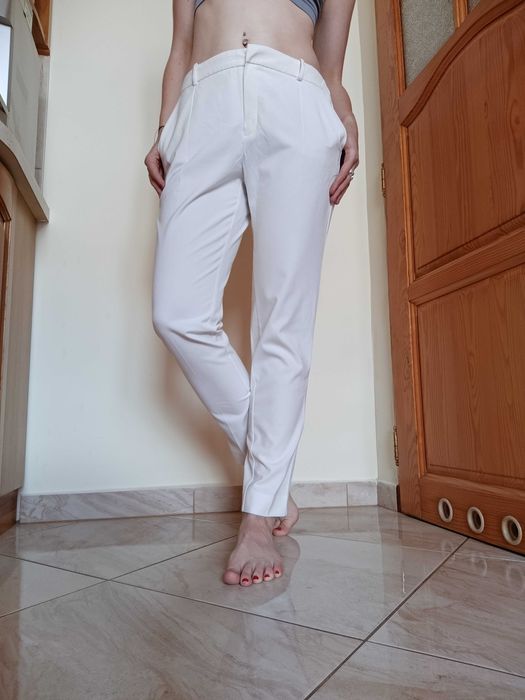 Damskie chinosy spodnie eleganckie wizytowe Mango kremowe beżowe 38 M
