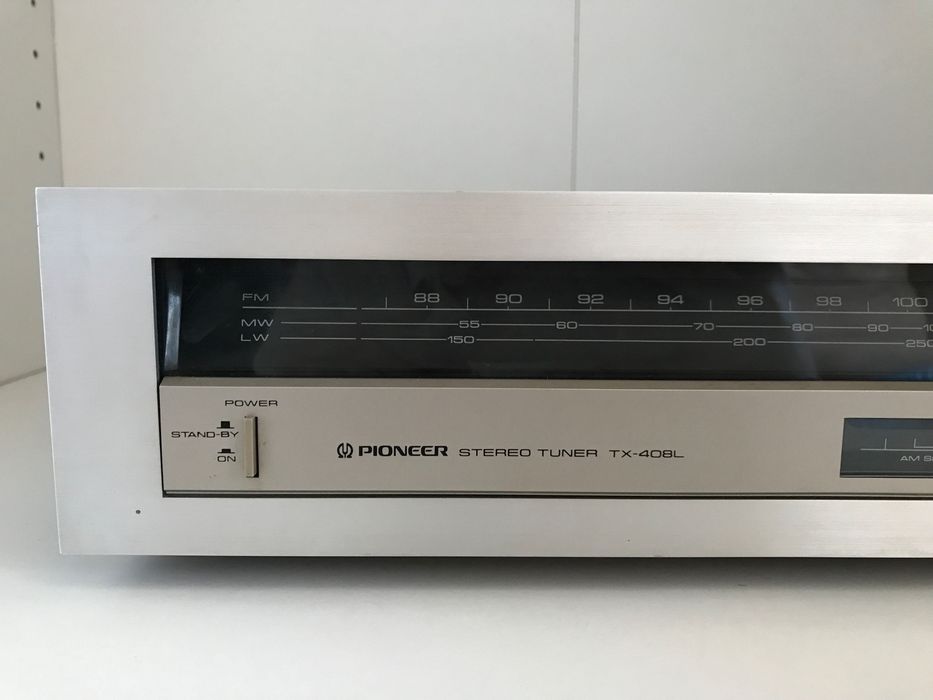 Radio/tuner e audio digital timer (Pioneer)