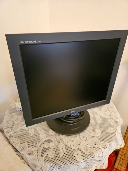 Monitor 17” LG Flatron L1730S