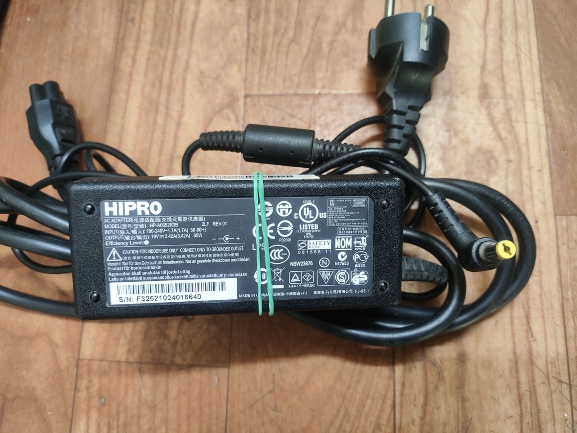 Блоки питания - Новые , Б/У : U +5V.+7V, +9V,  +19V, +24V