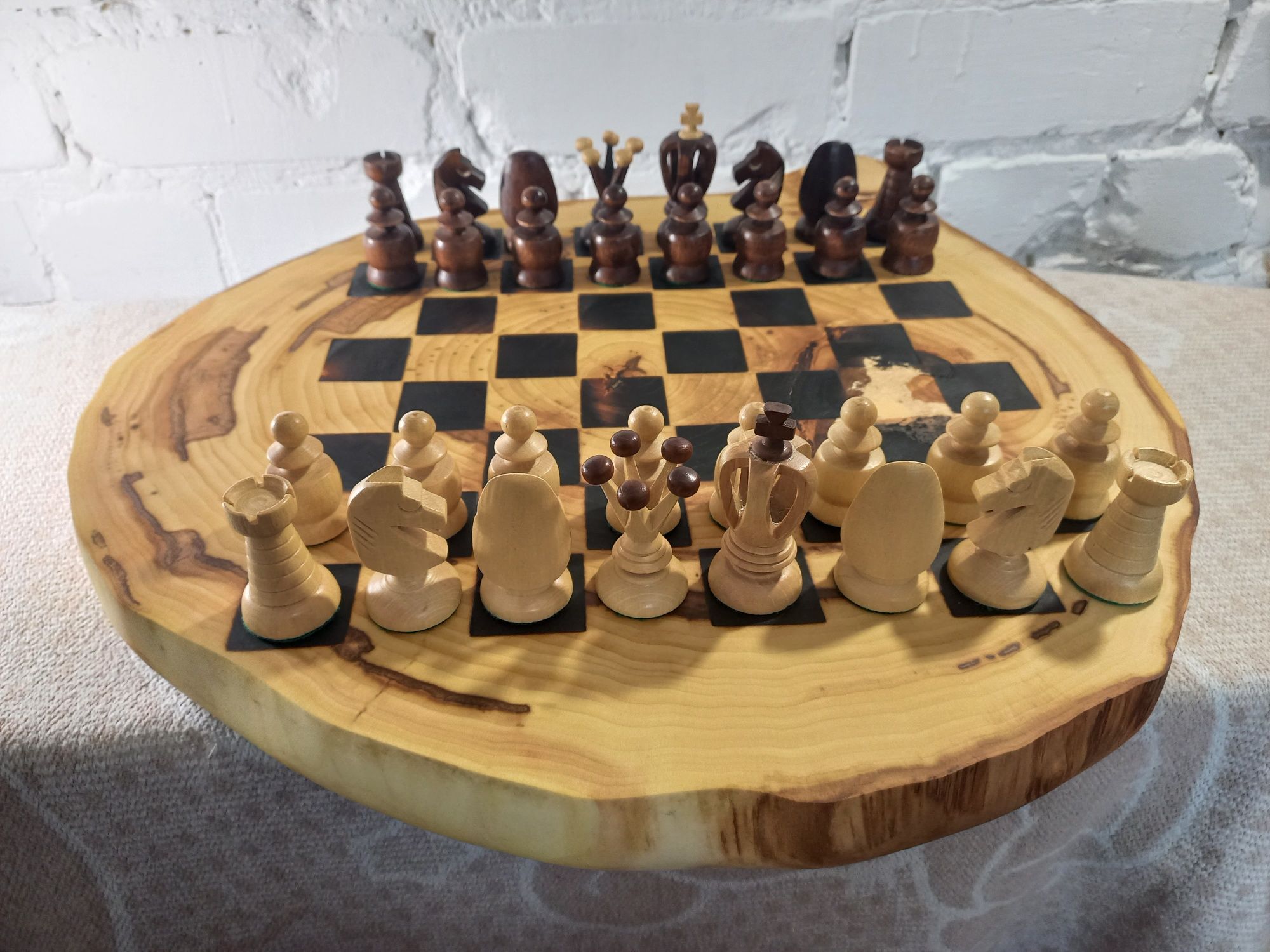 Шахматная доска из липы (шахматы)