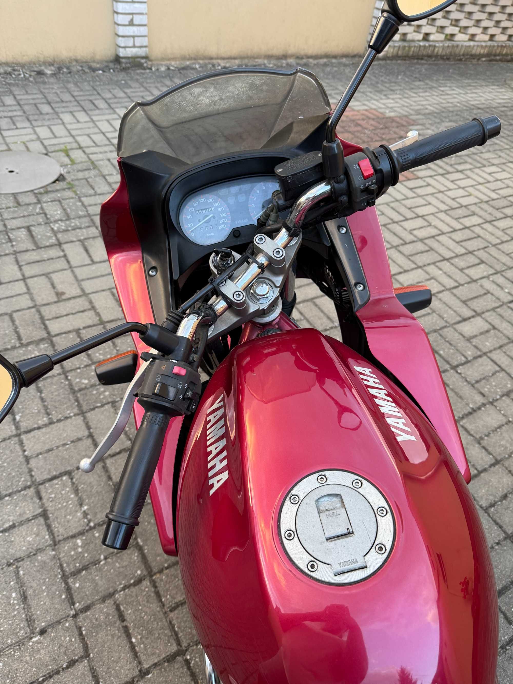 Yamaha Diversion 600