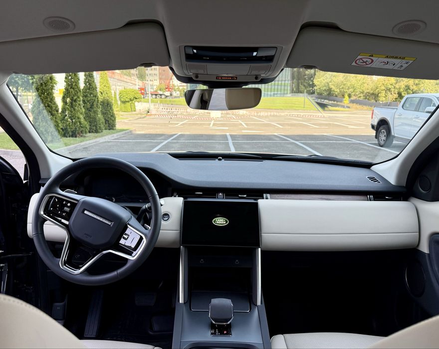 Land Rover Discovery Sport 2023