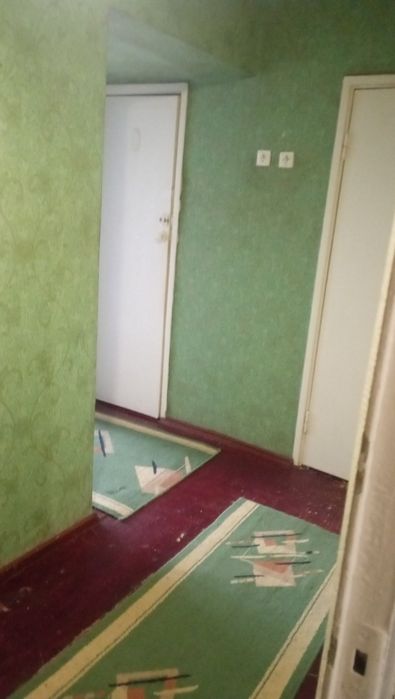 Продам квартиру 2-х кімнатну