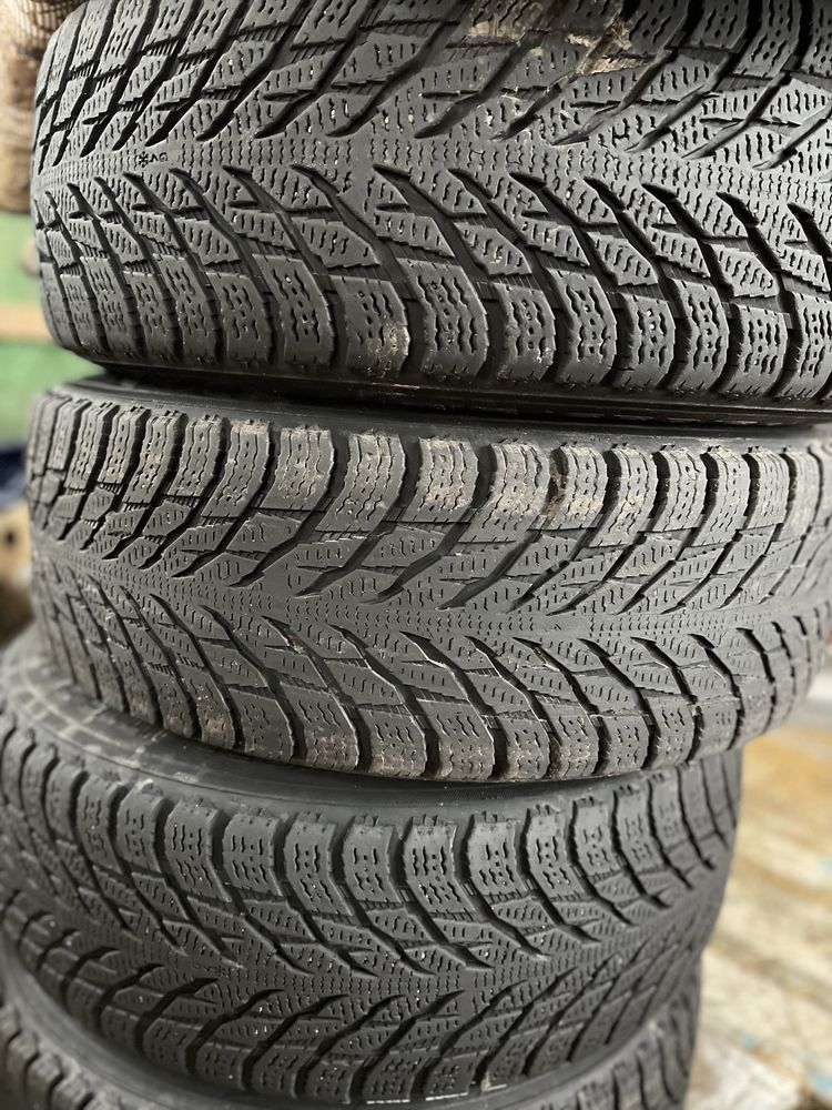 Шины с дисками 5/112  NOKIAN NORDMAN 7 205/65 R16 94T XL (ШИП)