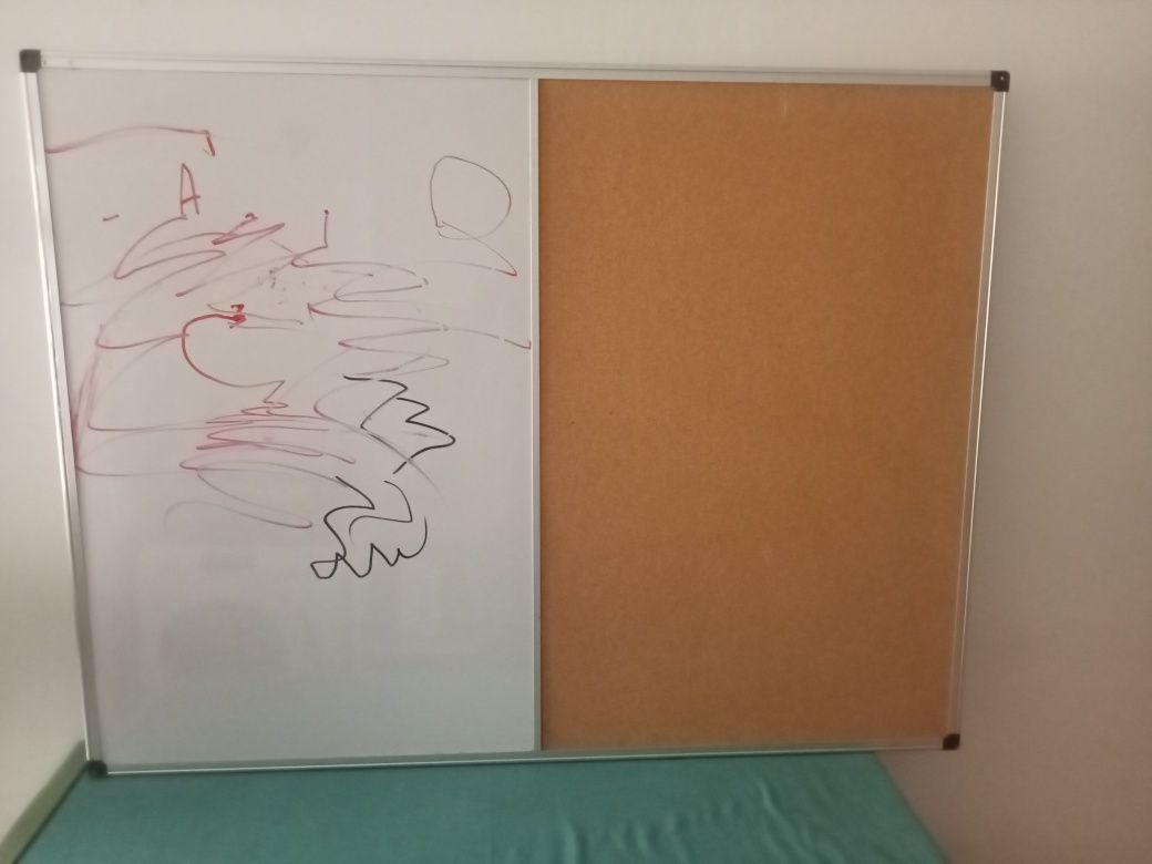 Quadro para caneta com lado cortiça