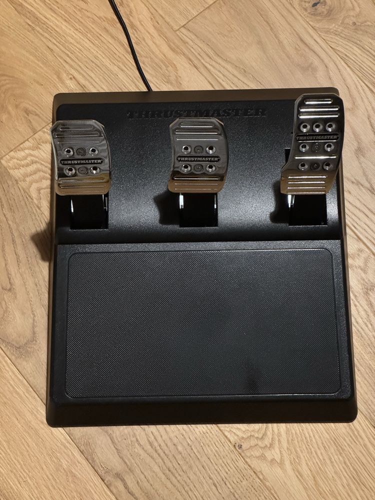 Thrustmaster TX Leather Edition, pedaly T3PA