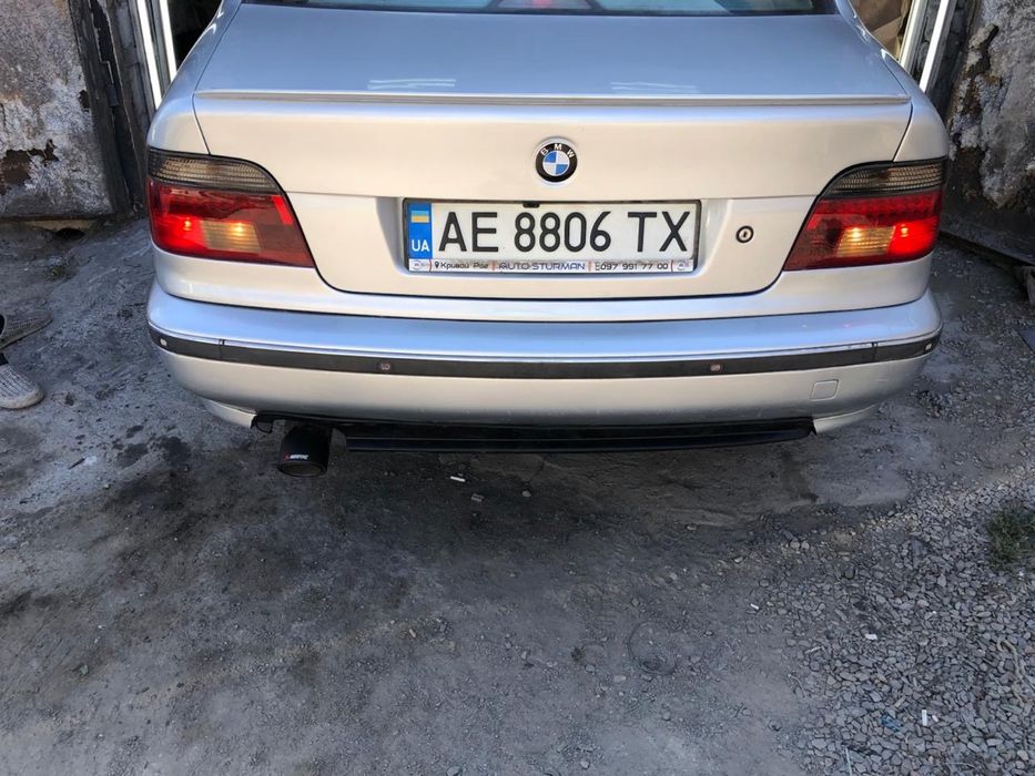 Продам бмв е39 520i