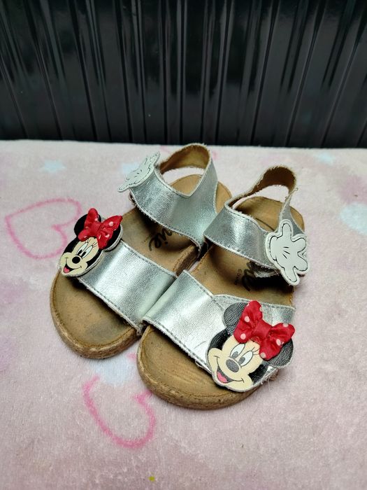 Sandały H&M Minnie r 22 dla dziewczynki i trampki Minnie