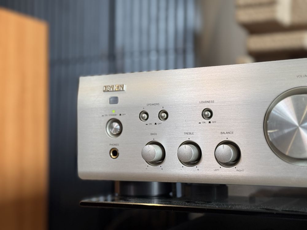 Wzmacniacz stereo Denon PMA-700ae