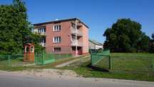 Siedlisko z domem, zabudowaniami i łąką